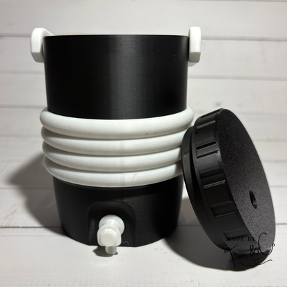 Can Cooler Holder with Straw